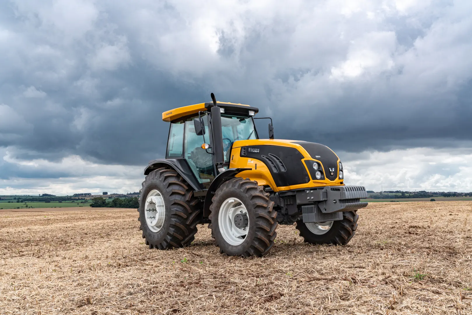Valtra BM Series tractors | 116 - 132 HP
