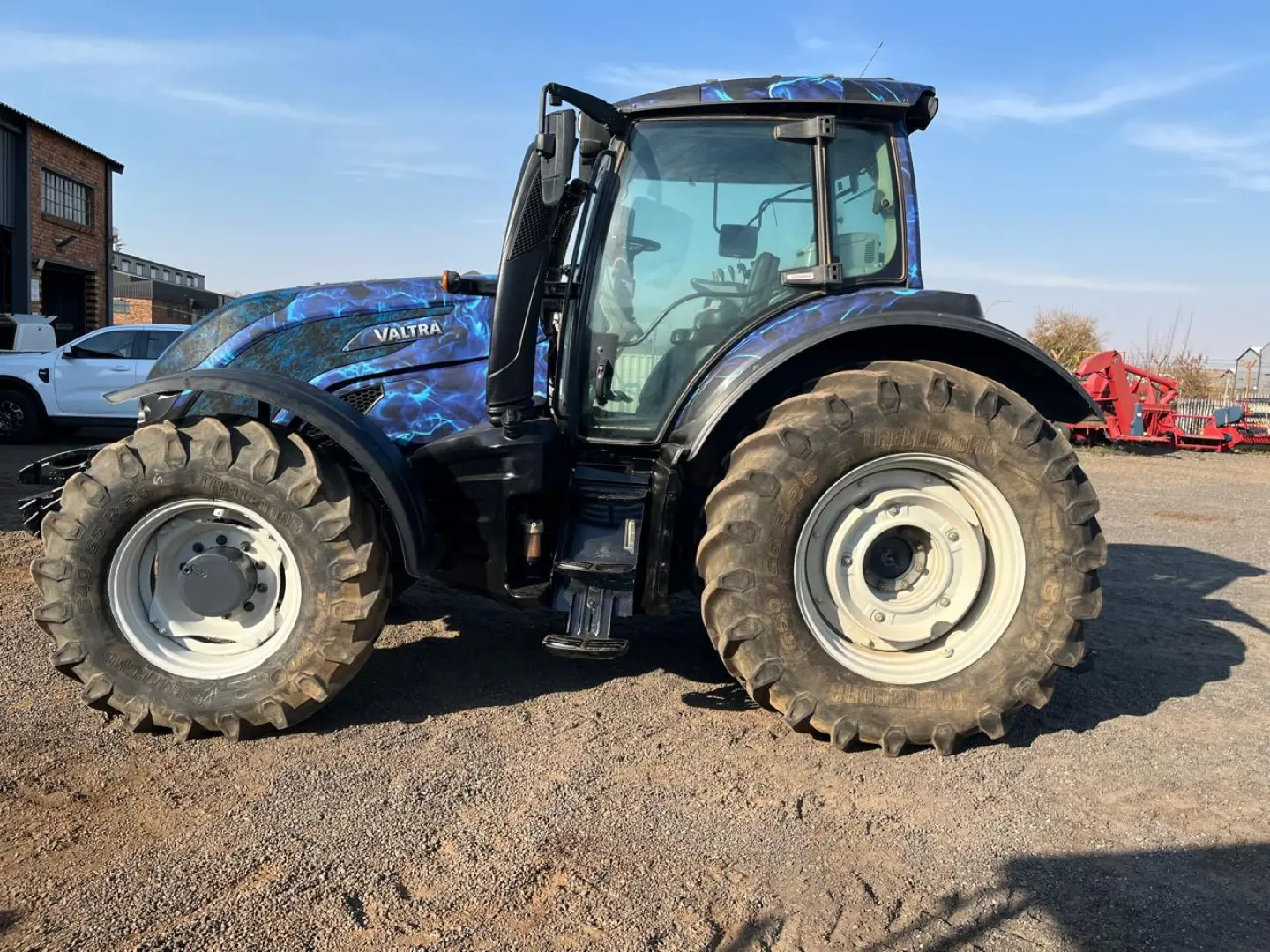 Used Valtra T194 tractor | Valtrac