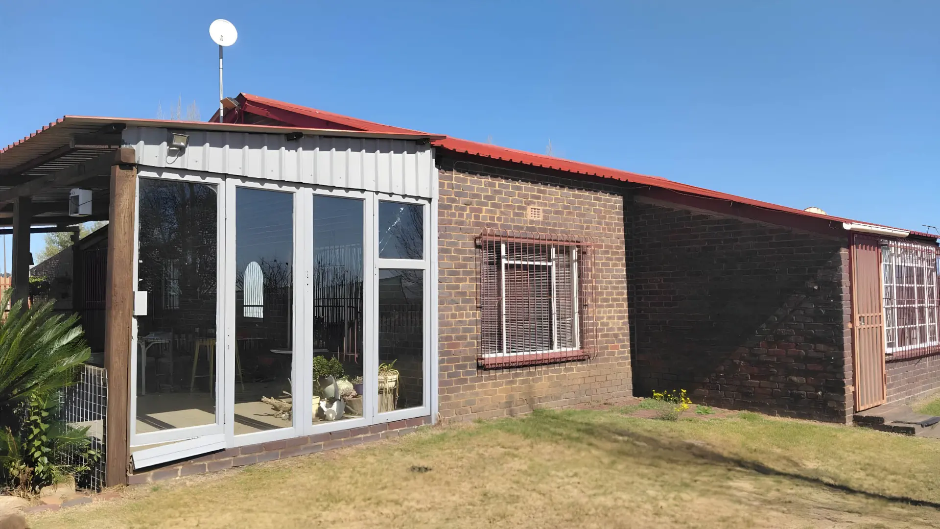 Venditor Business Rescue Auction: ±38 Ha Cattle Feedlot Farm &amp; Implements | 16 September 2026 | Heidelberg 