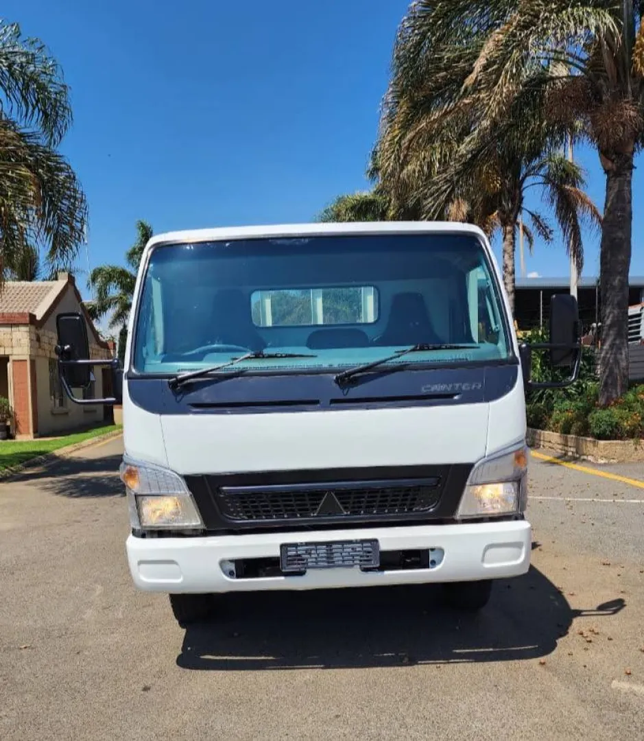 2007 Fuso FE 7-136 Dropside