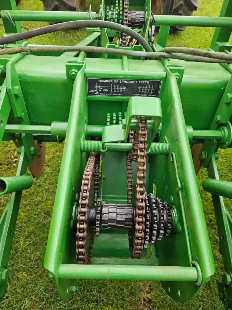 Used John Deere 1750 planter | QAC Equipment