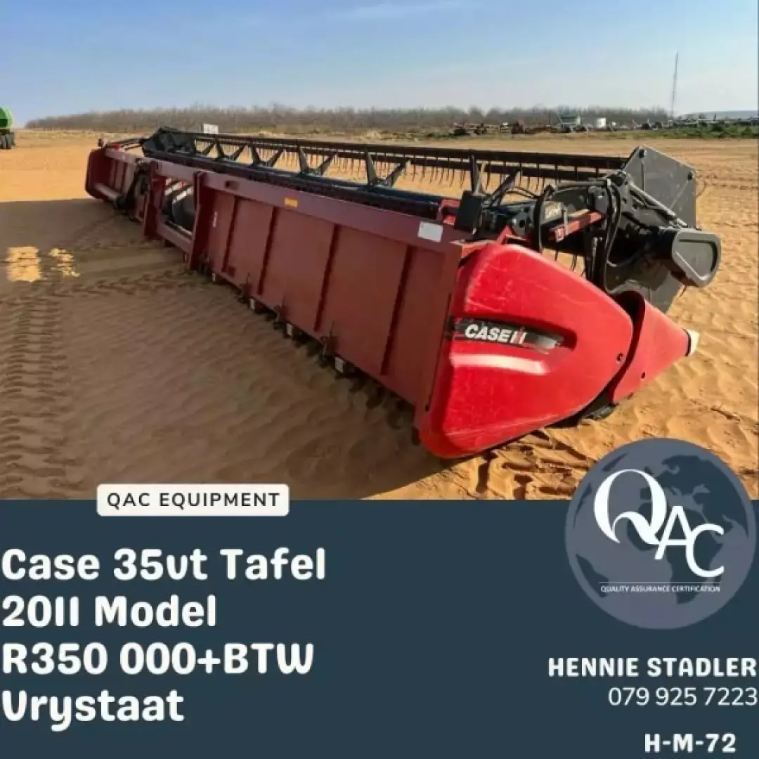 2011 Case 2030 35 ft flex table | QAC Equipment