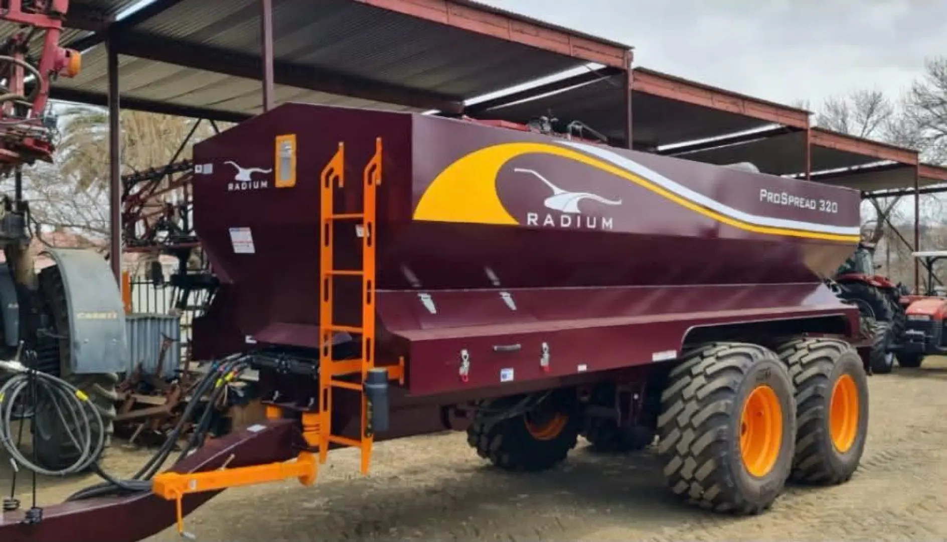2026 Raduim prospread 320 Strooier | Agrimar 