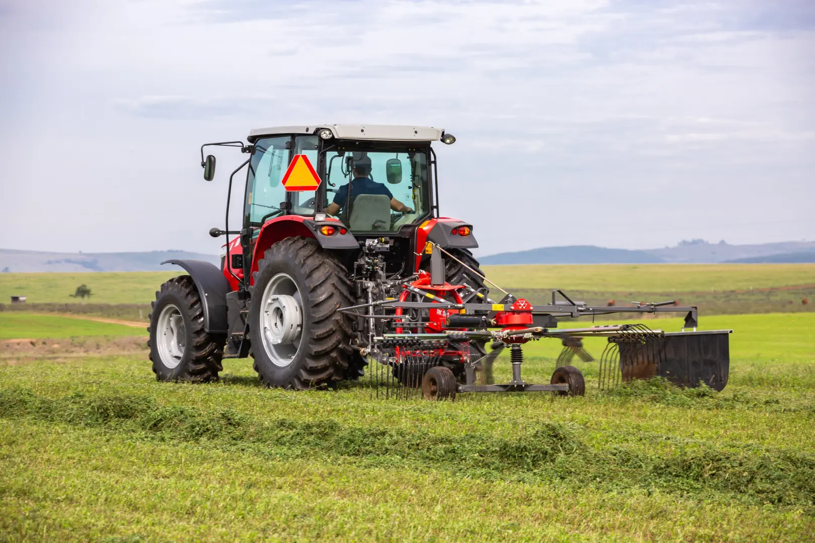 Massey Ferguson RK – Rakes Series