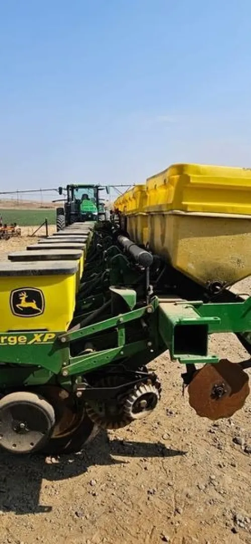 2014 John Deere 1770 12ry.76 planter | MK Landbou Dienste