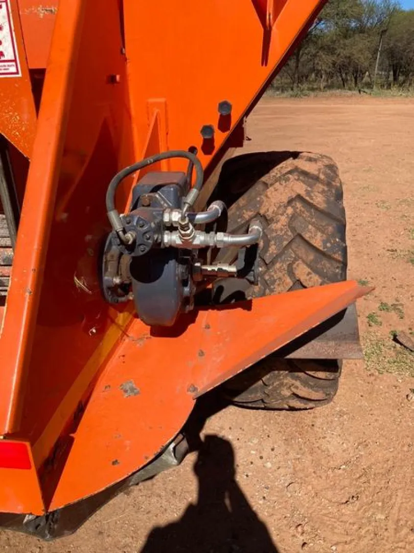 12 ton Radium Misstrooier | MK Landbou Dienste