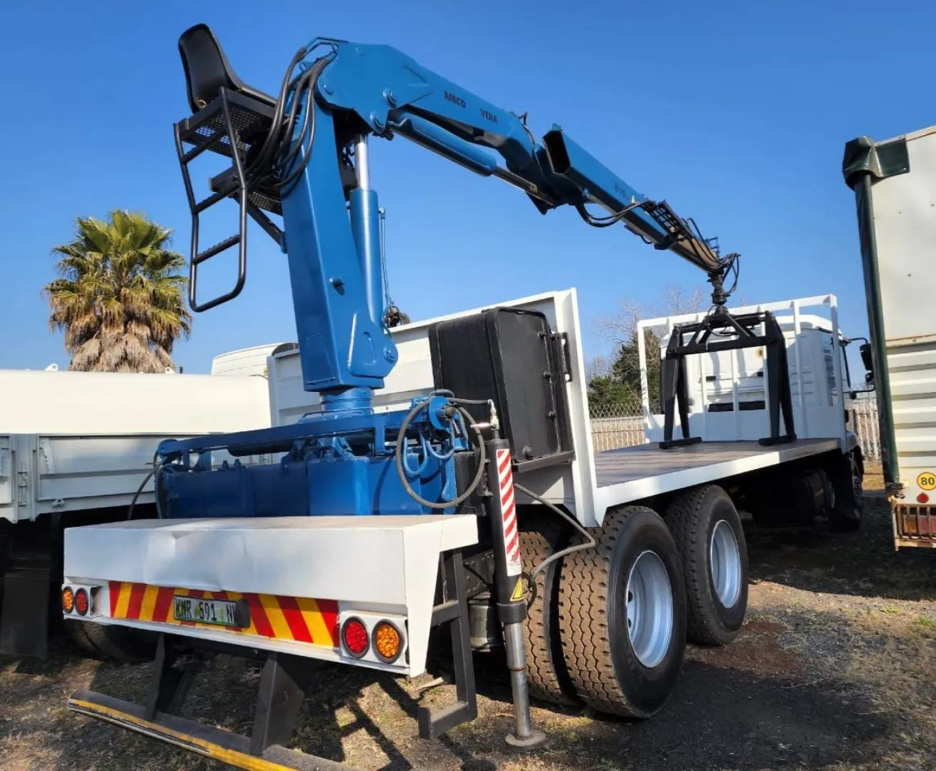 2011 MAN TGM 25.280 Dropside Crane Truck