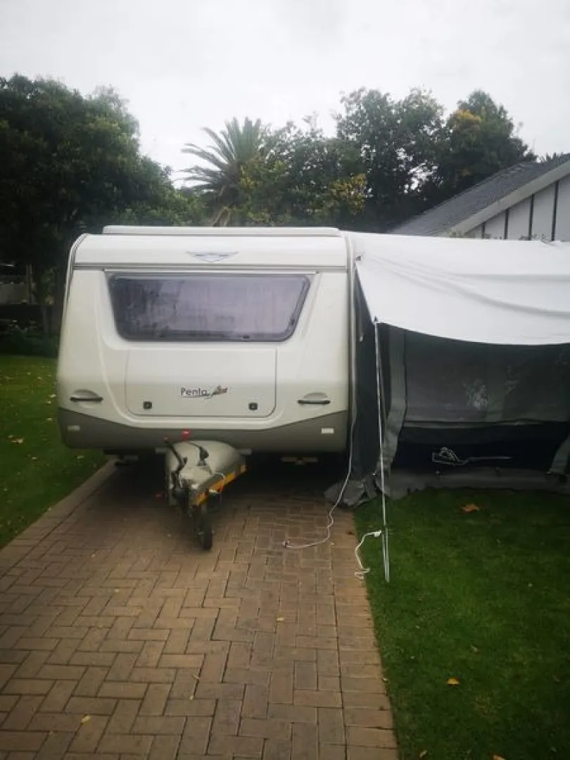 2016 model penta karavaan | MK Landbou Dienste