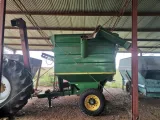 Dolfyn 8 ton tapkar | MK Landbou Dienste