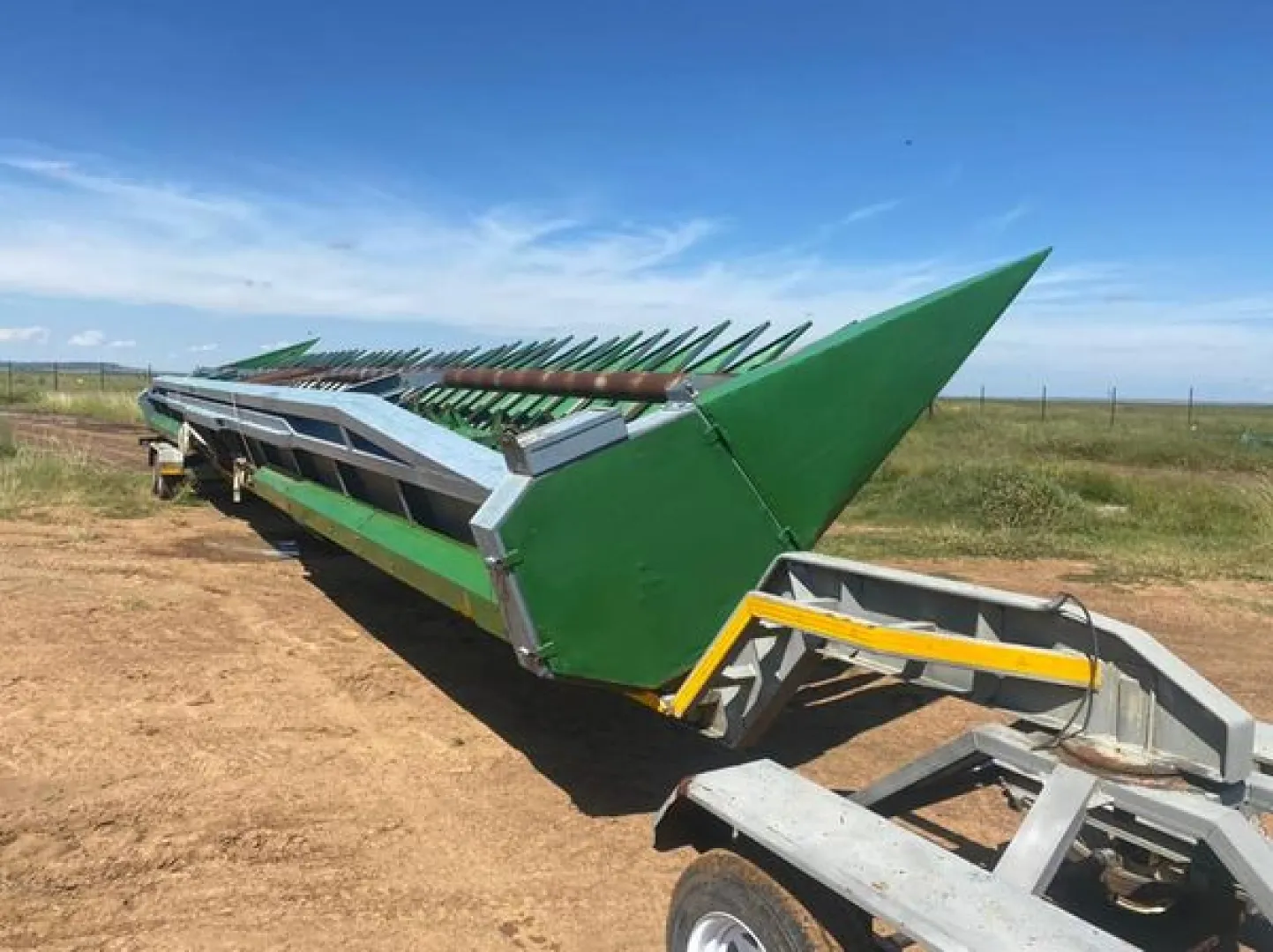 Sunflow 45ft Sonneblom tafel | MK Landbou Dienste