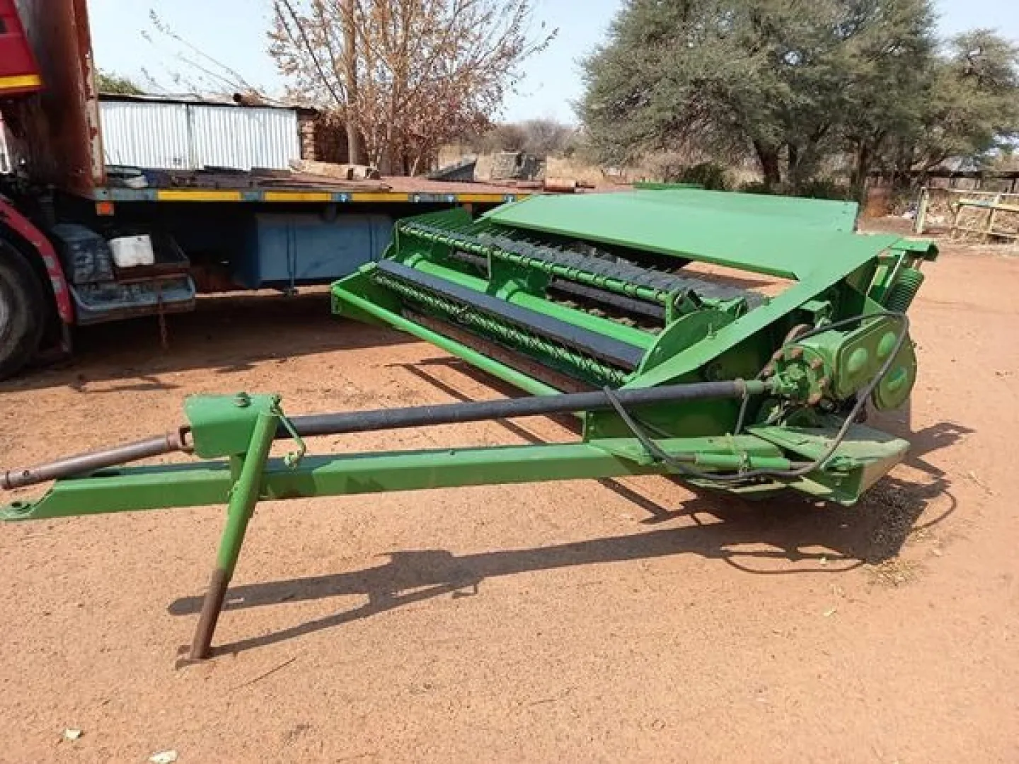 JOHN DEERE SNYER, KNEUSER | MK Landbou Dienste