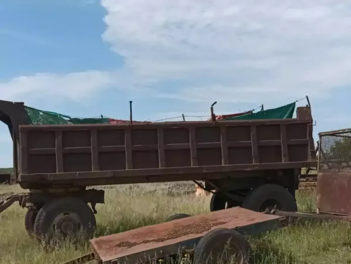 12 Cube Tipper bucket on wheels | QAC Equipment