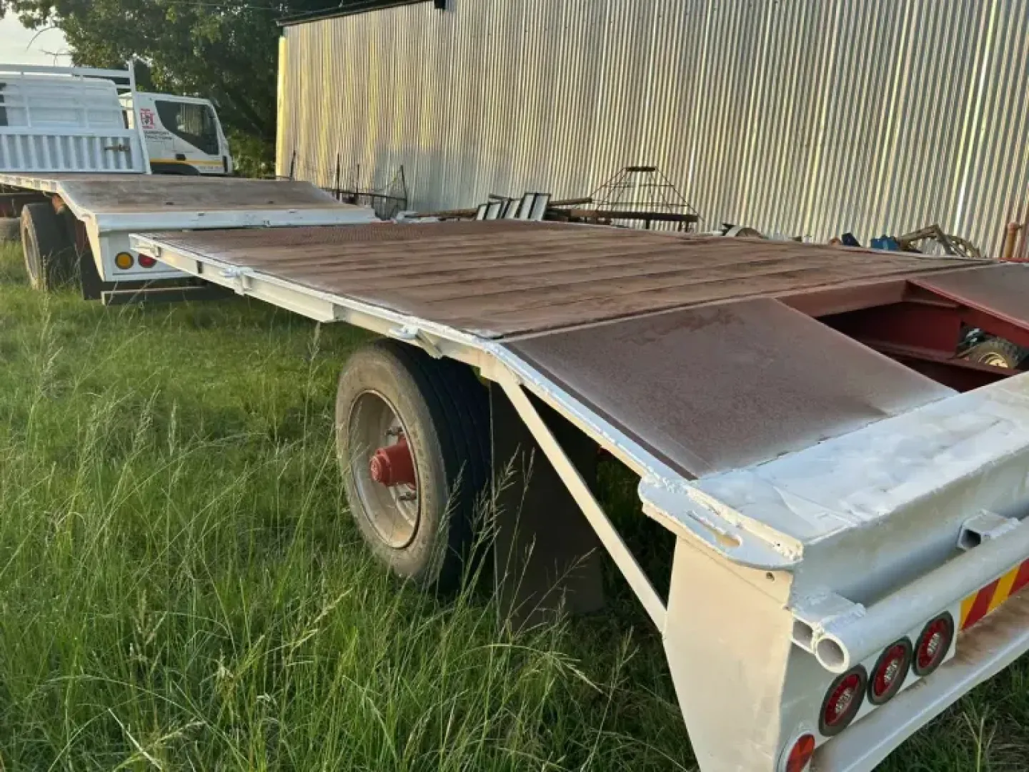 2005 Iveco 180E28 + trailer | QAC Equipment