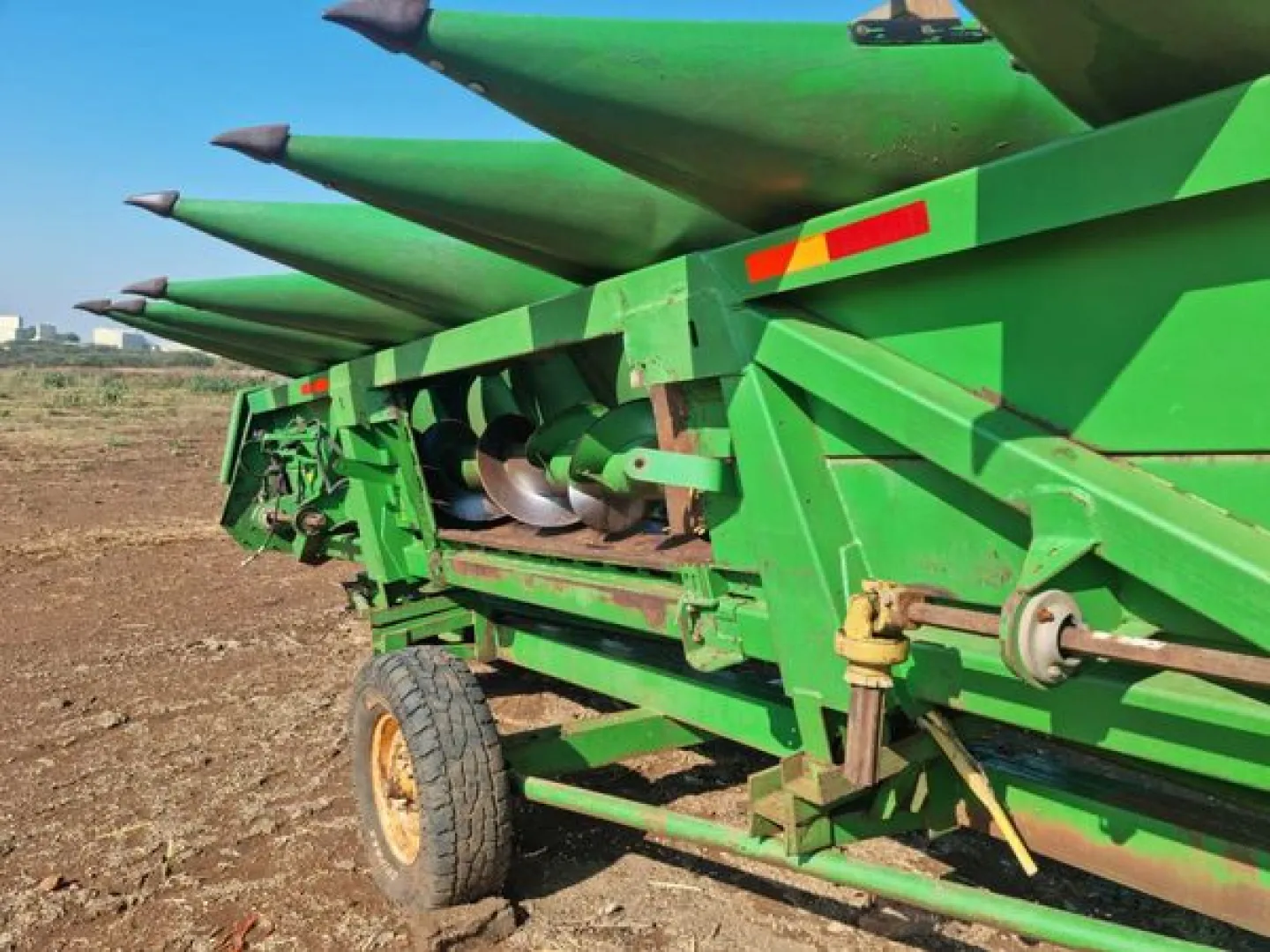 John Deere 608c 8 ry .76 plukkerkop | Agrimar