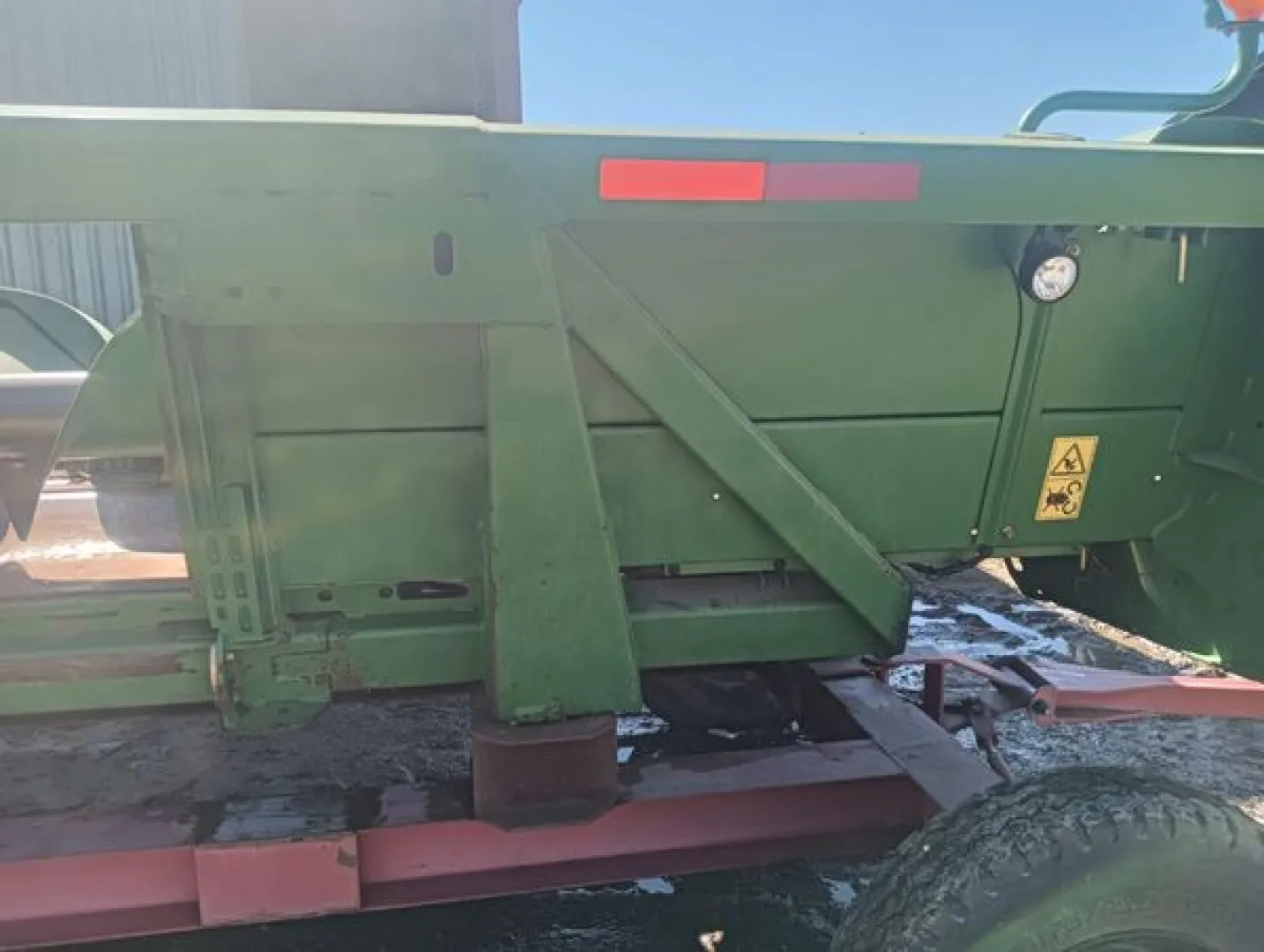 John Deere 606C 6 row. 91 picker head without van | Agrimar