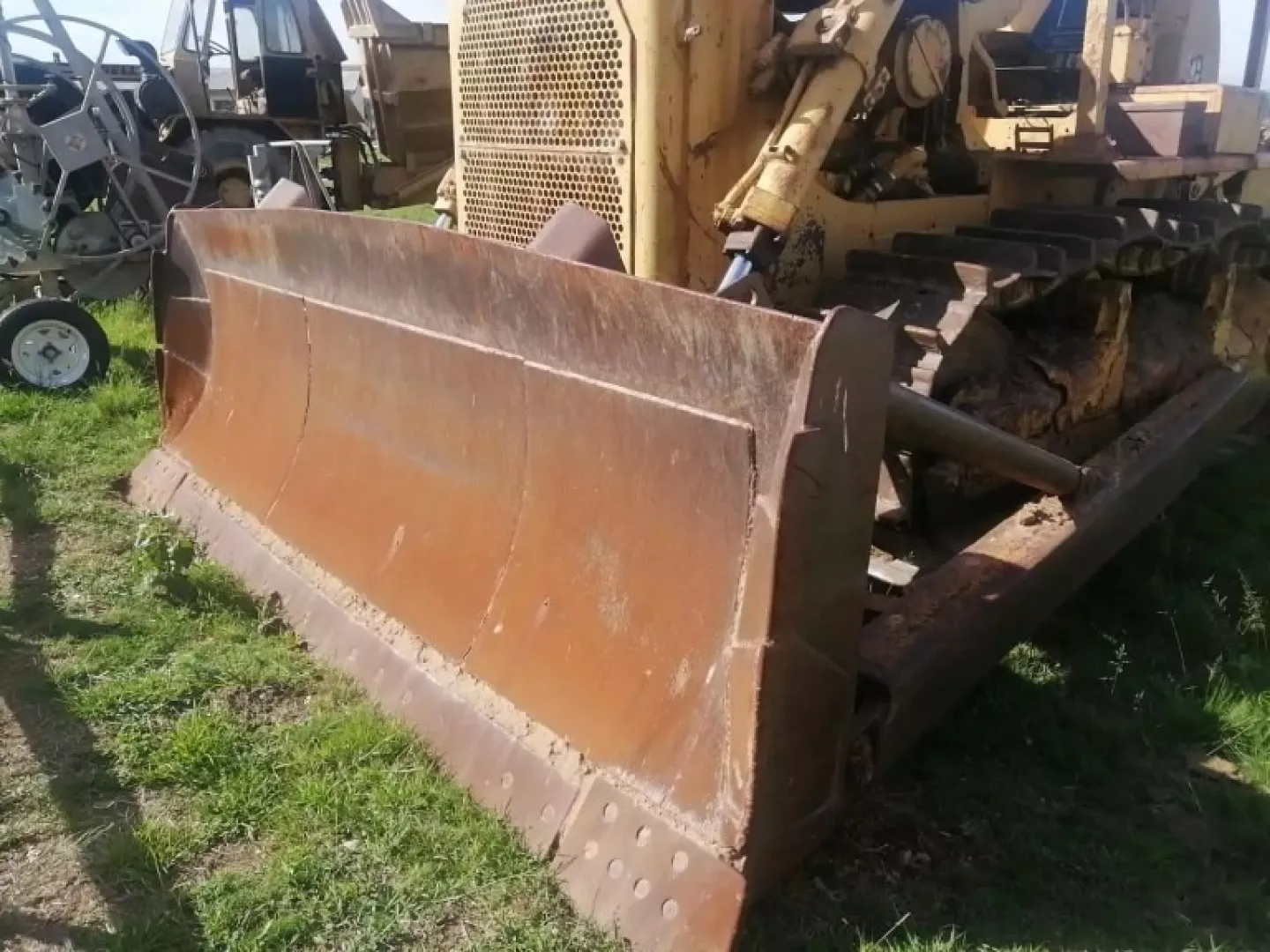 D7 CAT Dozer in Good Running Condition | QAC Equipment