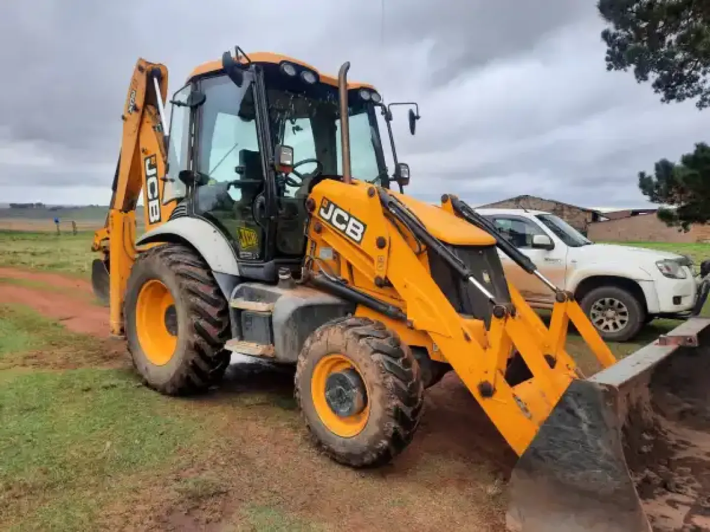 The JCB 3 CX | QAC Equipment