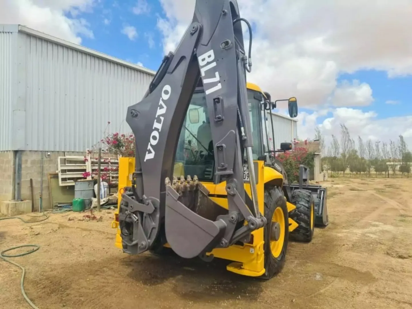 2005 Volvo BL 71 | QAC Equipment