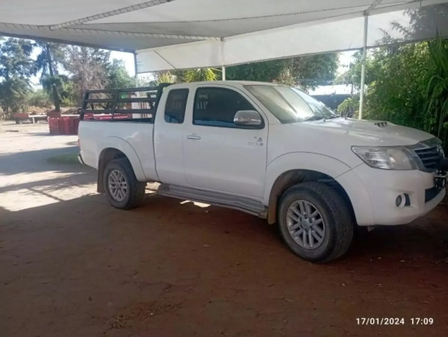 2011 3L D4d Toyota Hilux | QAC Equipment