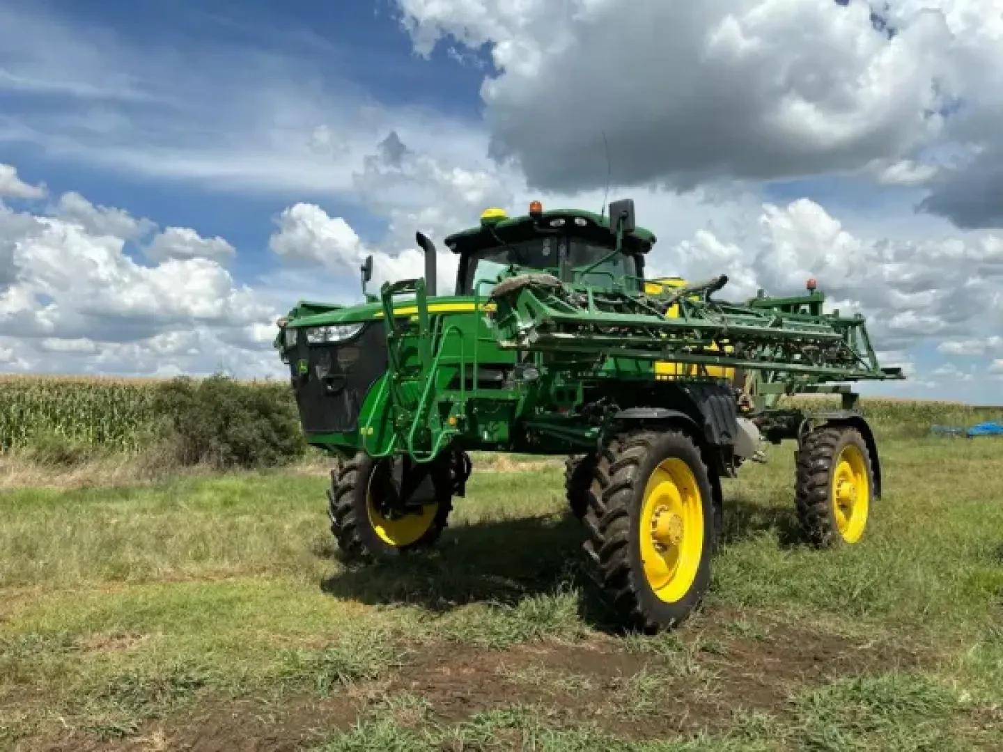 The John Deere 4730 R | QAC Equipment
