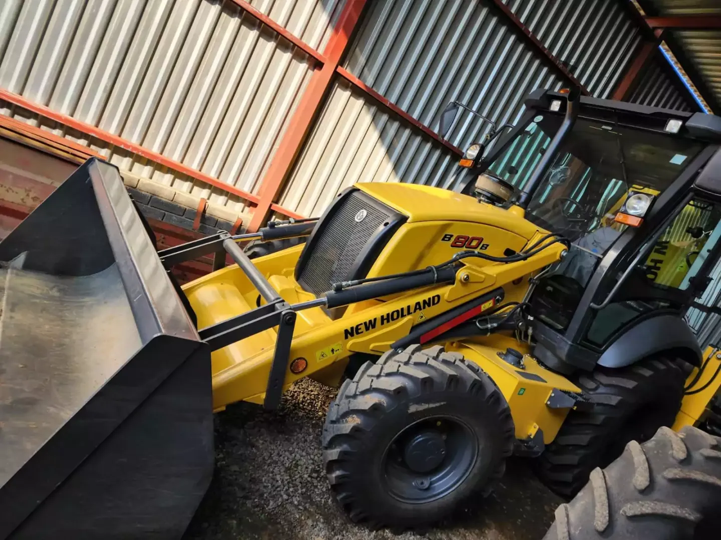 New Holland B80 | QAC Equipment