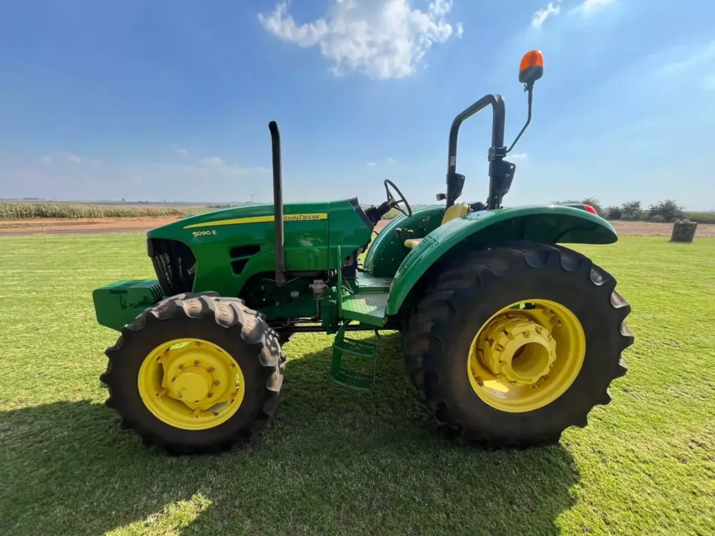 John Deere 5090 E | QAC Equipment