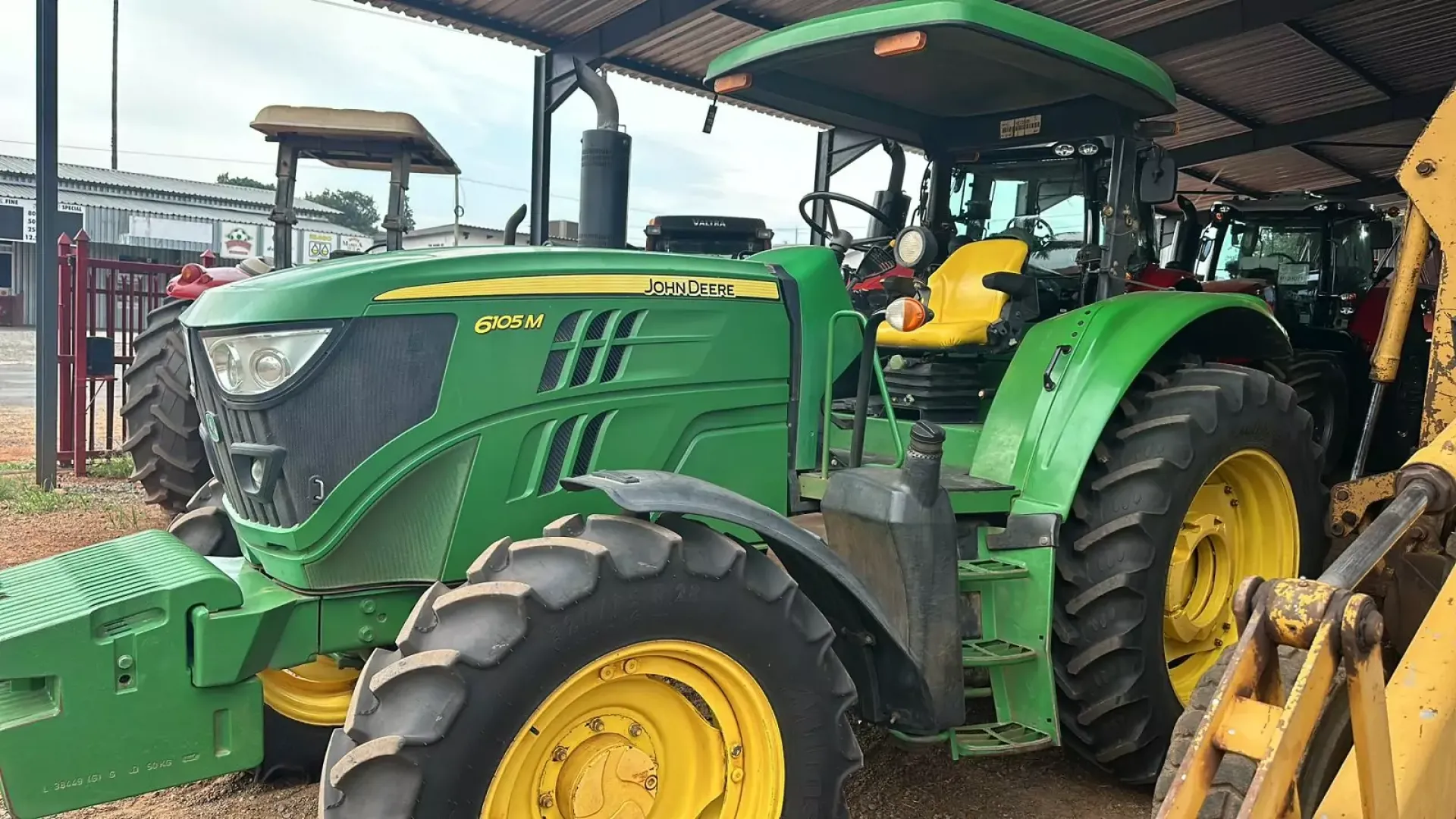 John Deere 6105 M | QAC Equipment