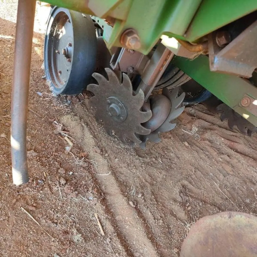 John Deere 1750 8 ry .91 planter | Agrimar