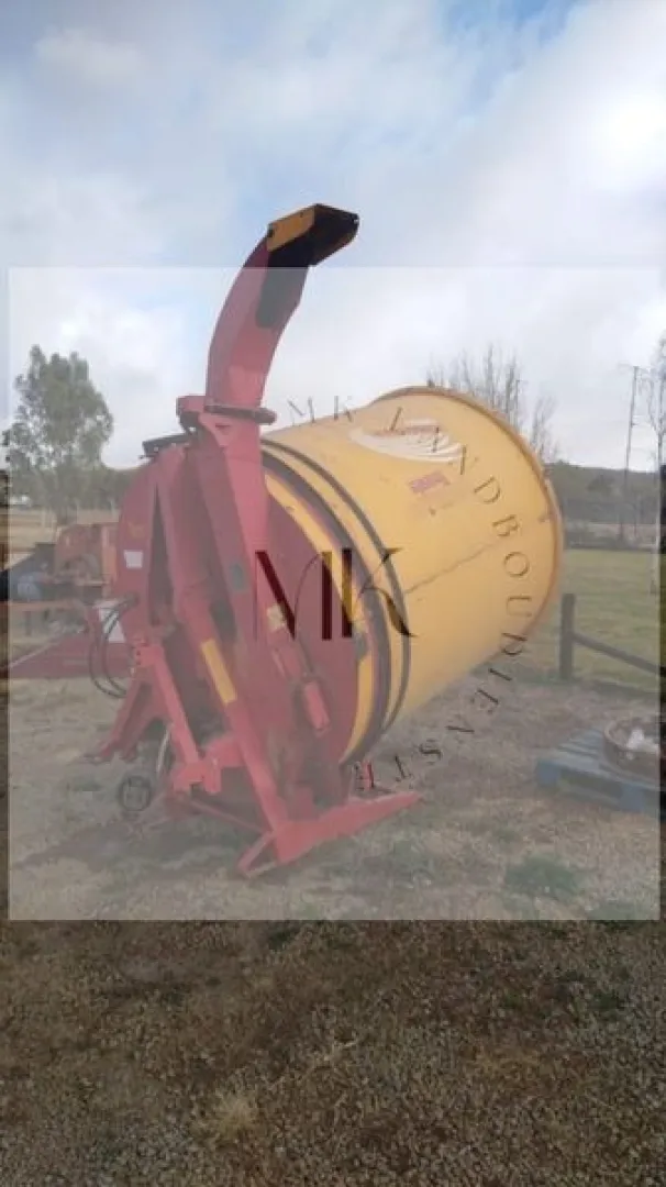 Tomahawk 505M baal kerwer | MK Landbou Dienste