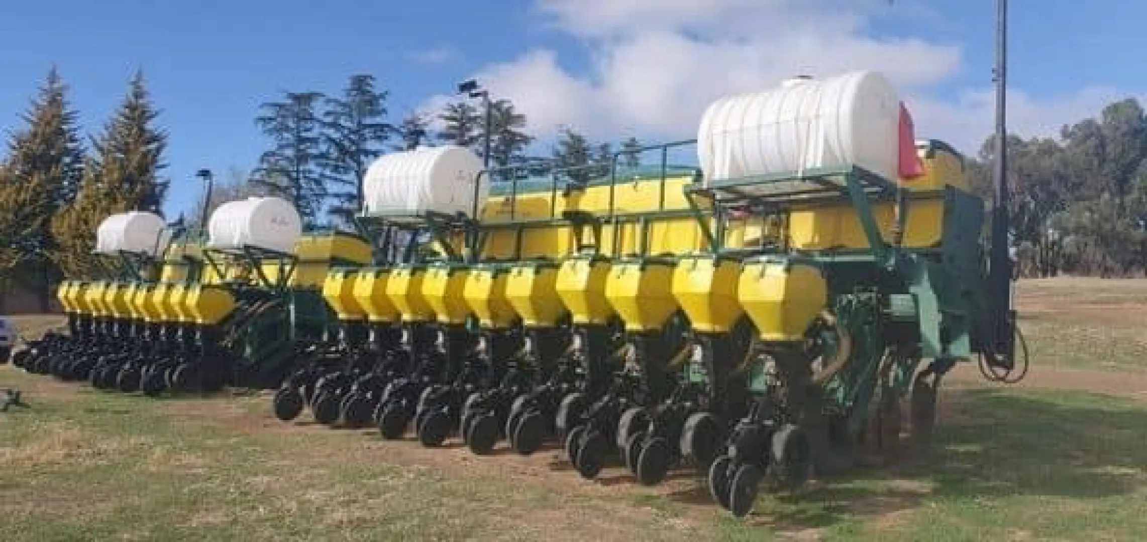 9 x Tatu planters | Agrimar