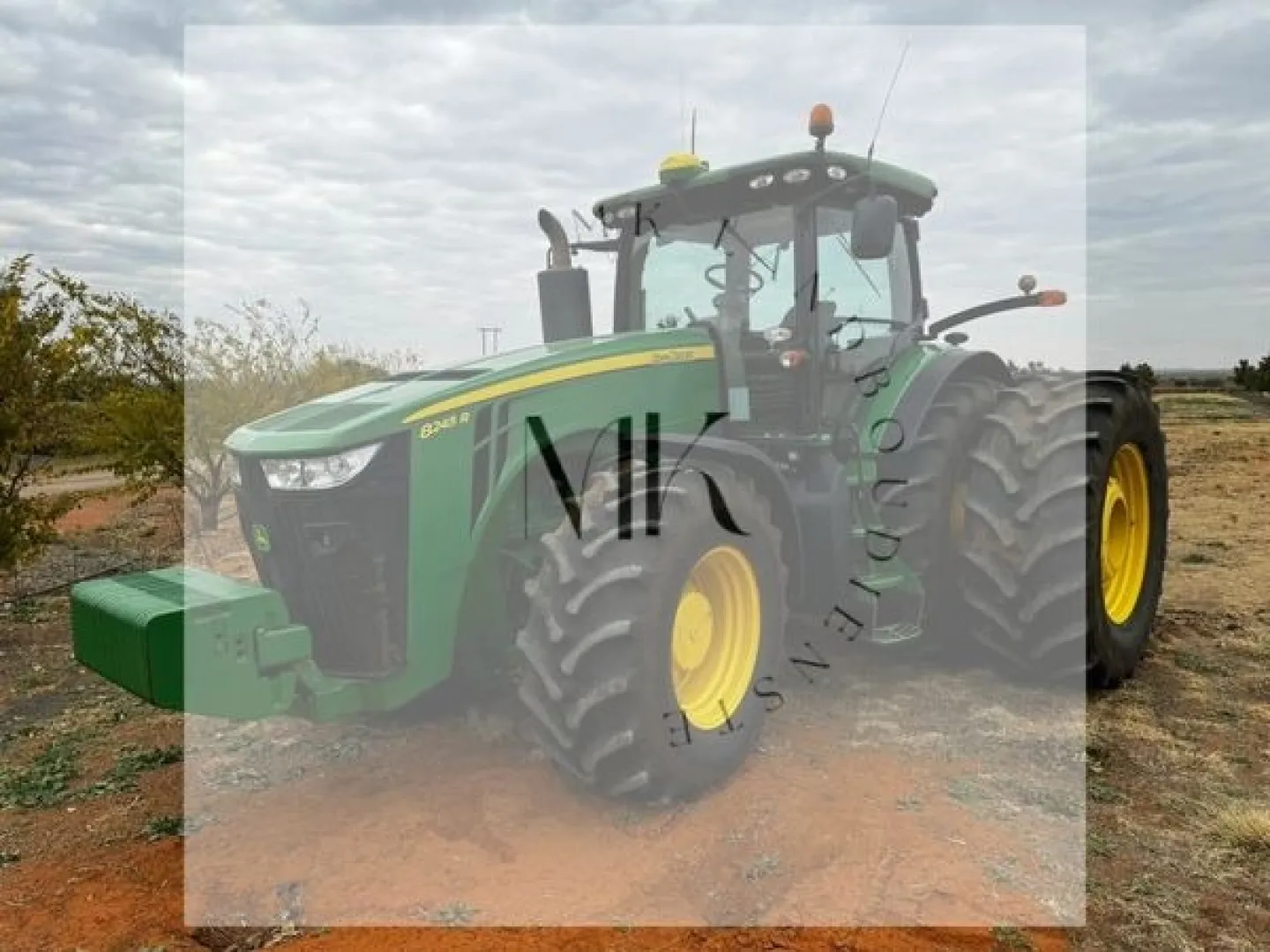 John Deere 8245R | MK Landbou Dienste
