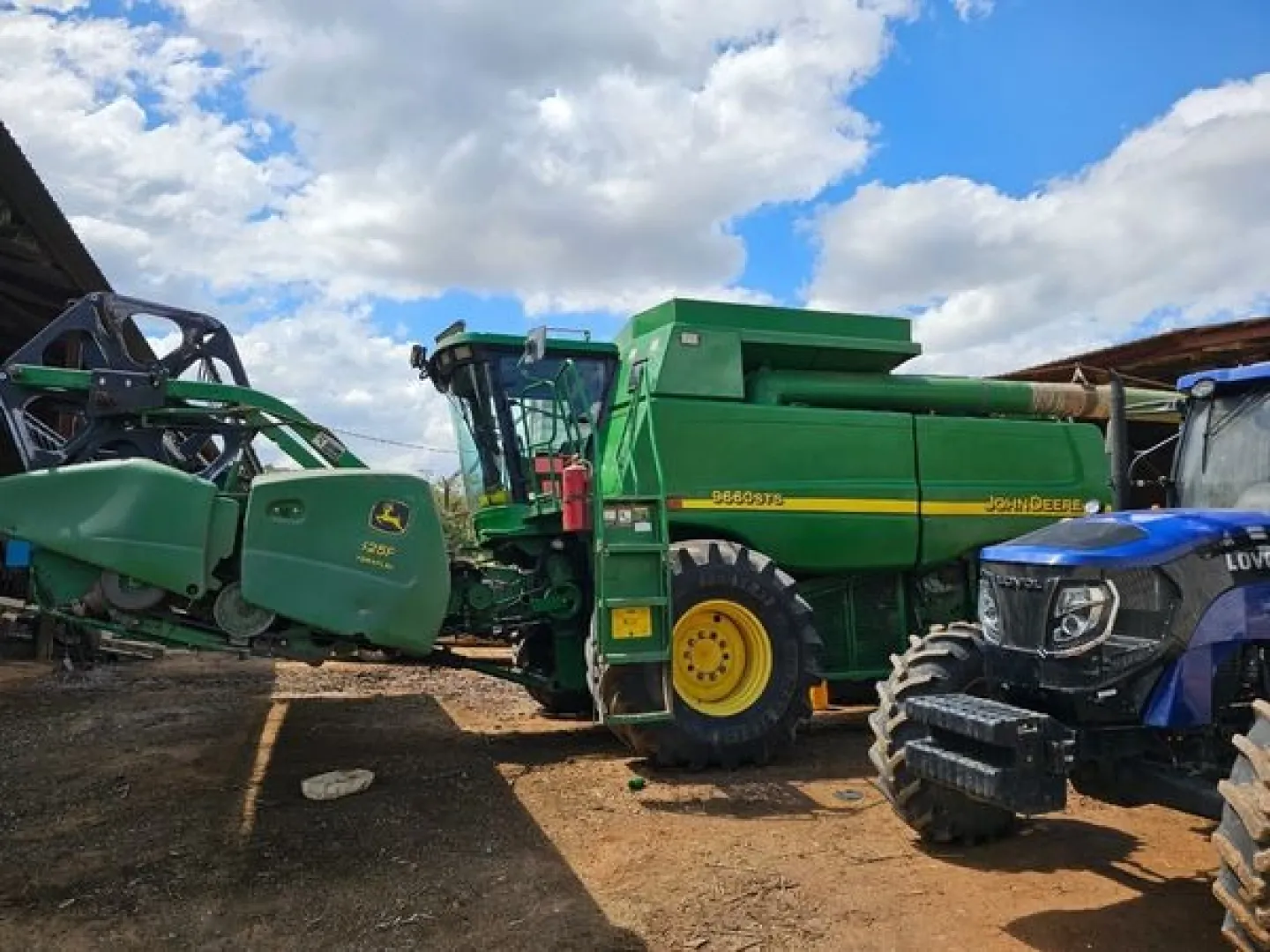 John Deere 9660 STS Combine + Wheat Header | Sazam Agri Distributors
