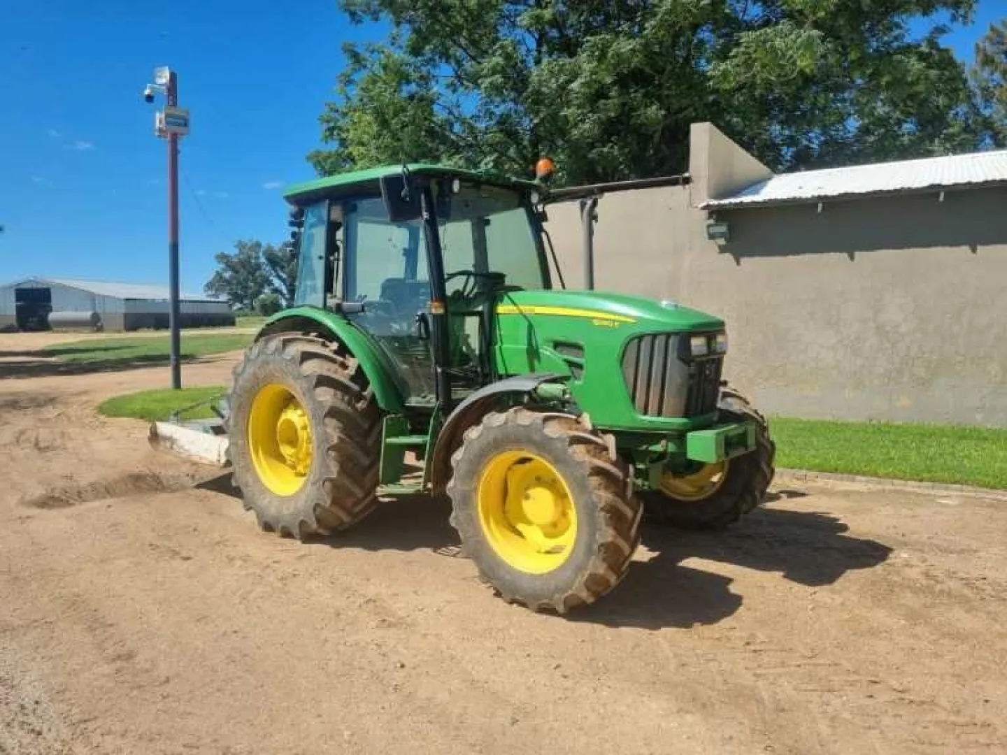 John Deere 5090 E cab | QAC Equipment