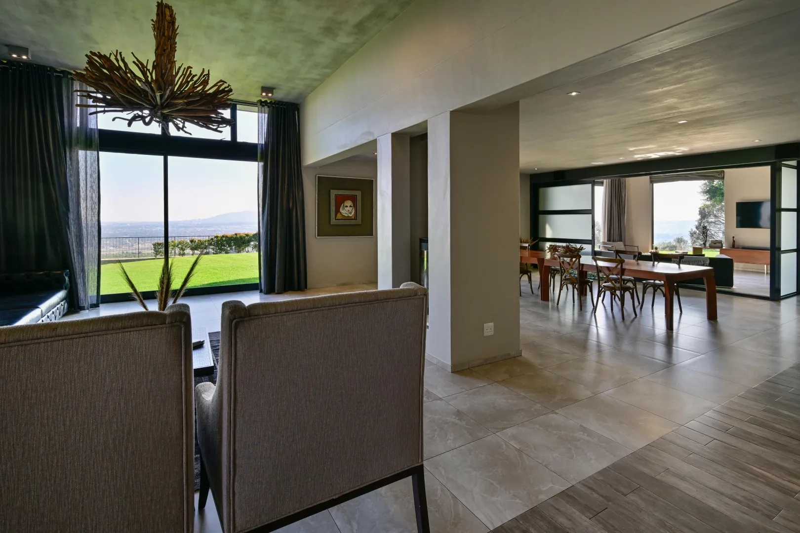 A vineyard, panoramic views and a unique lifestyle