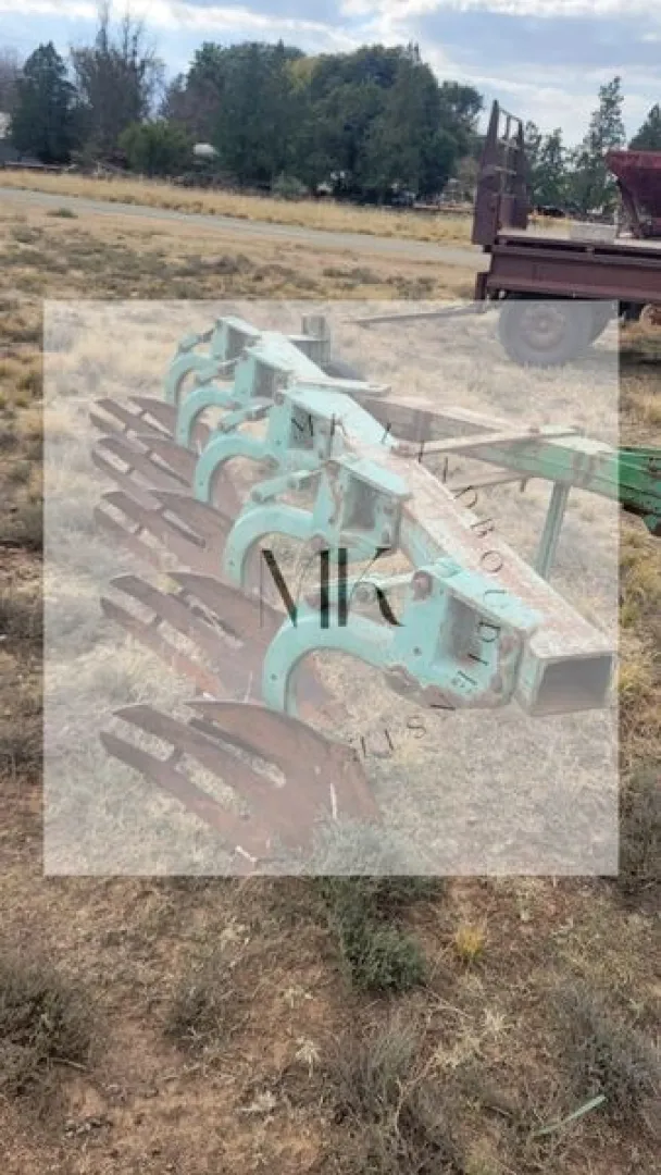 John Deere 5 skaar ploeg | MK Landbou Dienste