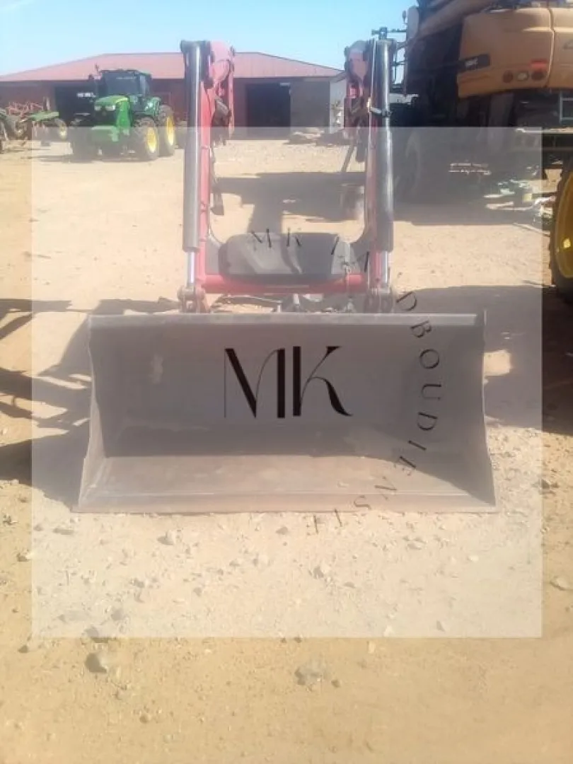 Front end loader vir Massey Ferguson 6713 | MK Landbou Dienste