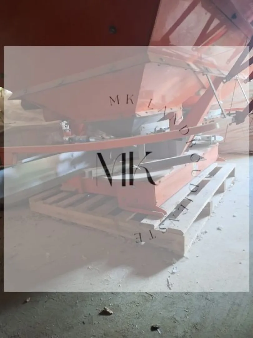 2 ton Xpread strooier | MK Landbou Dienste