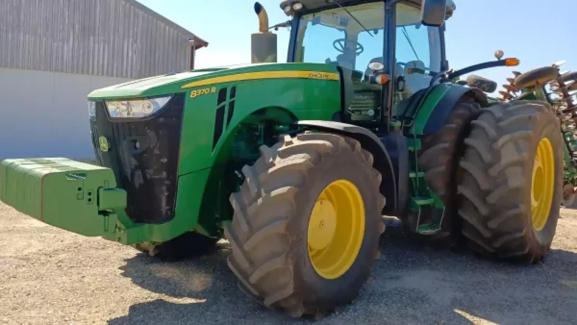 The John Deere 8370 R | QAC Equipment