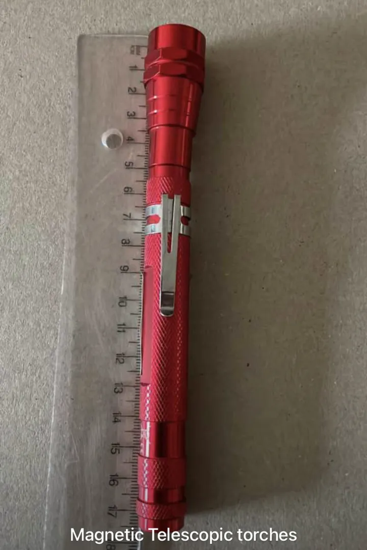 Magnetic Telescopic Torch. | Outdoor Innovation
