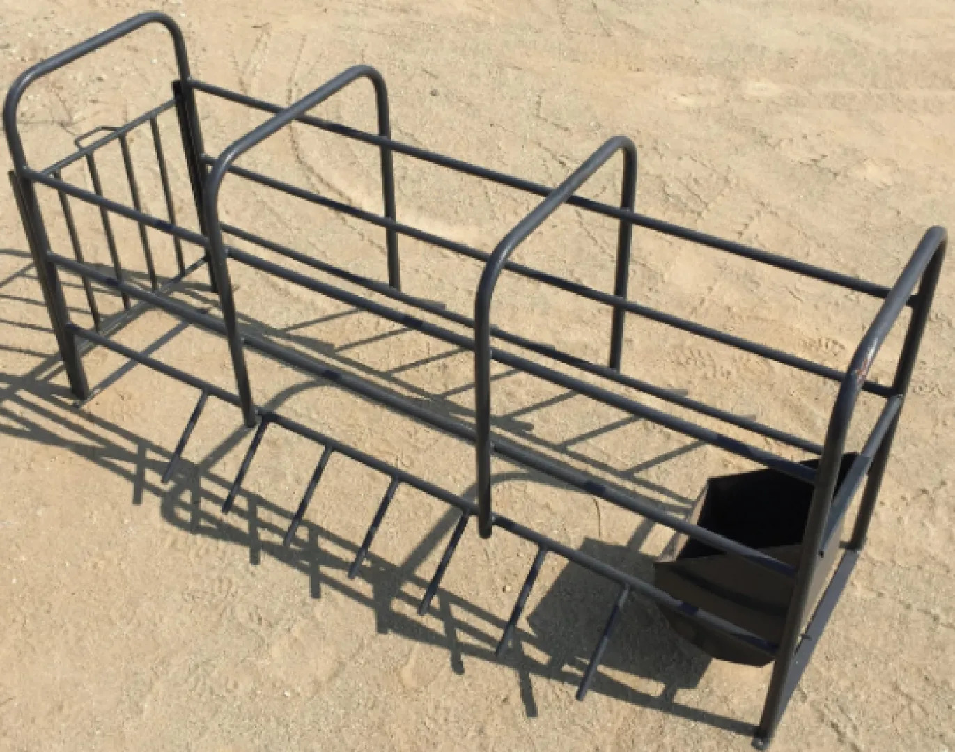 Pig Farrowing Crate | Tal-Tec