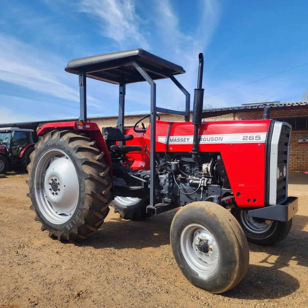 2 WD Massey Ferguson 265