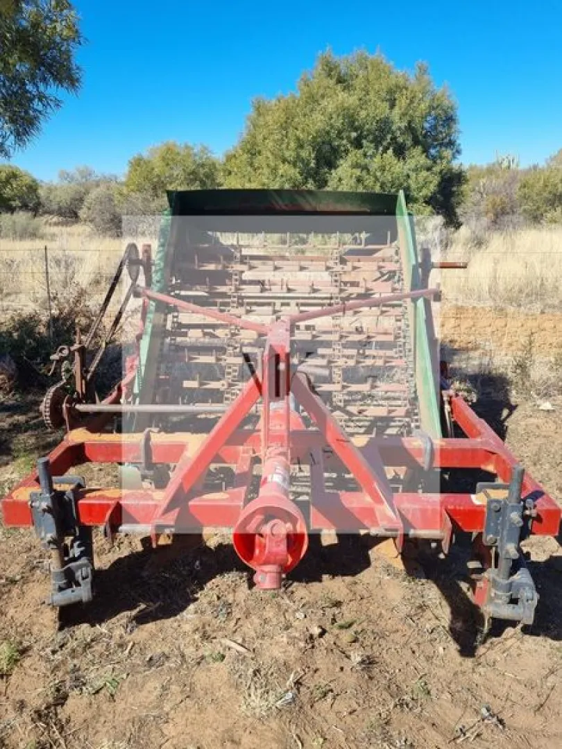 Gronboontjie uithaler. | MK Landbou Dienste