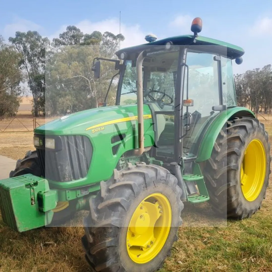 John Deere 5105M  2017 model | MK Landbou Dienste