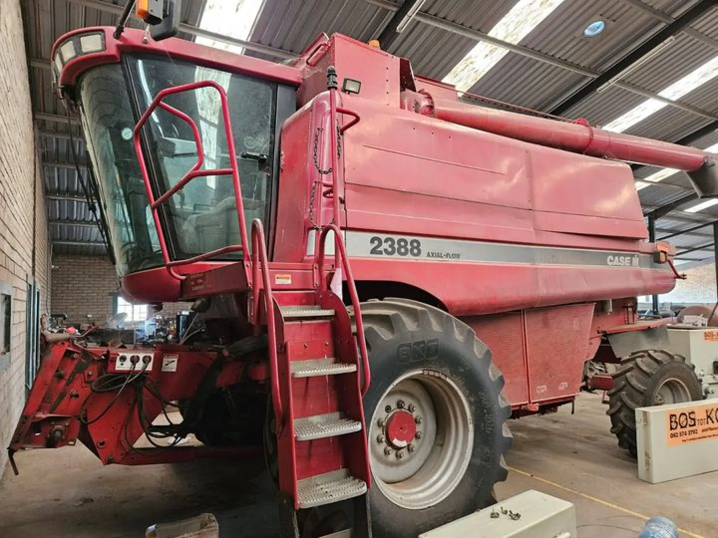 Case 2388 | Model 2003 | QAC Equipment