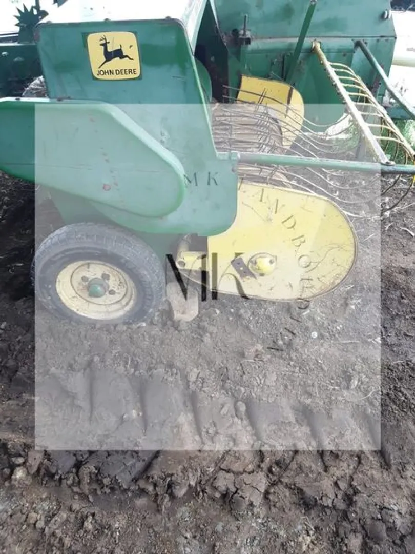 John Deere 342 draad baler | MK Landbou Dienste