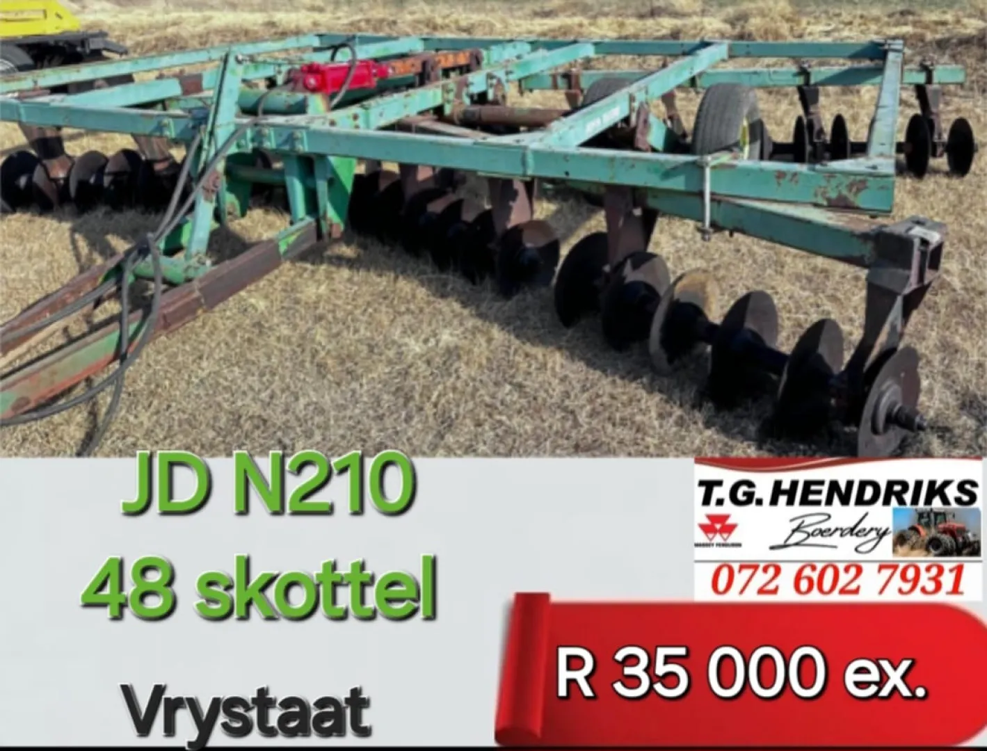 John Deere N210 48-Skottel | T.G. Hendriks