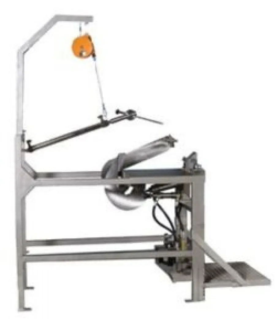 Hydraulic Beef Head Table-Chisel and Jawbone | Kentmaster