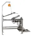 Hydraulic Beef Head Table-Chisel and Jawbone | Kentmaster