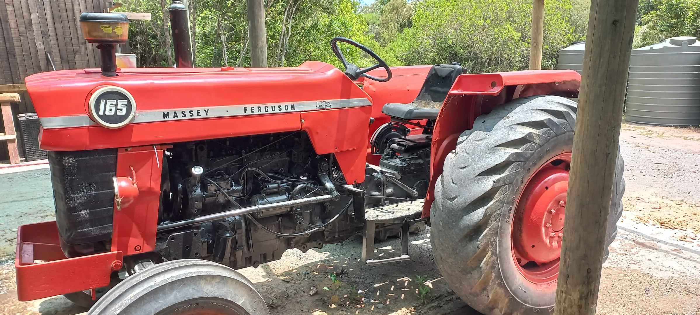 Massey fergusson 165