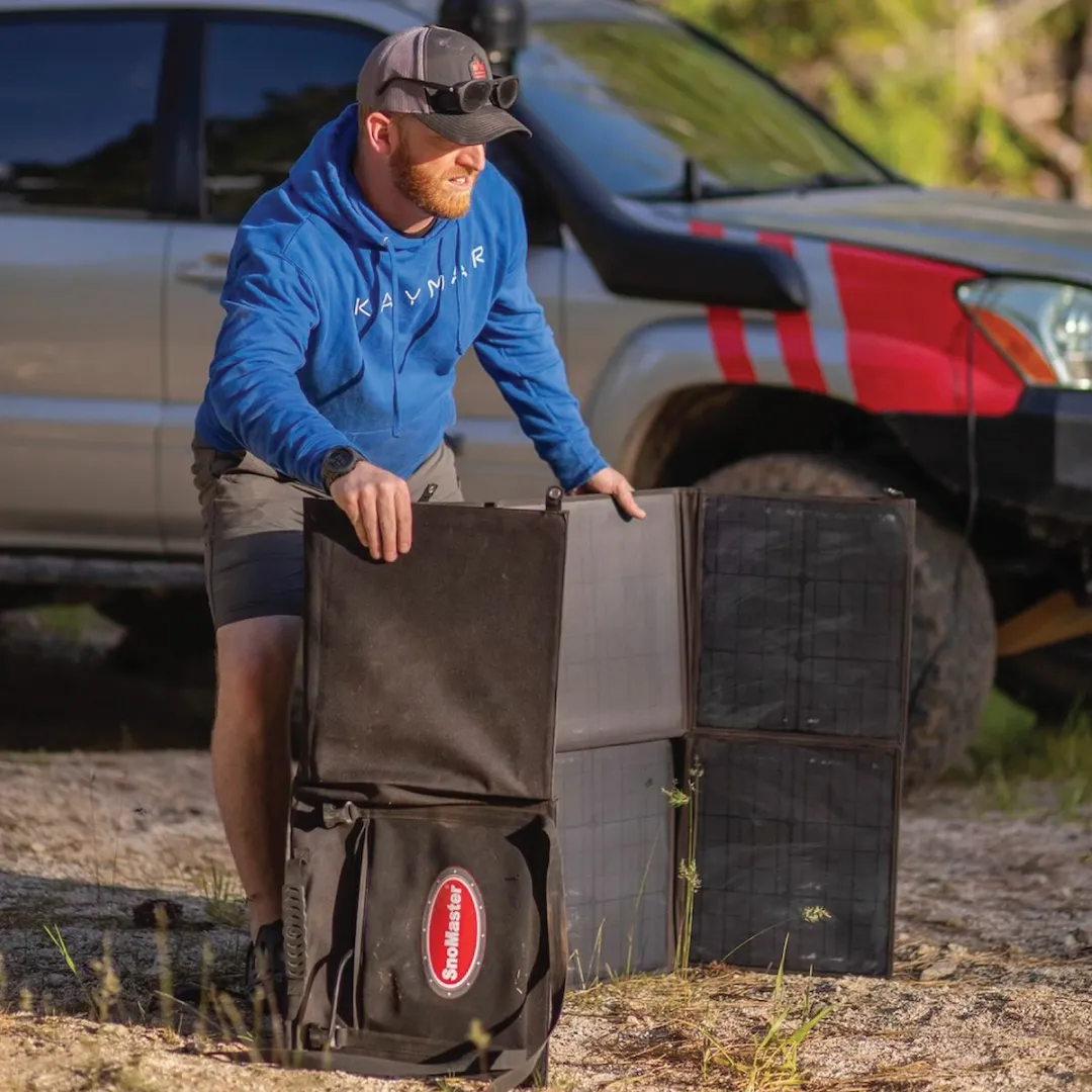 SnoMaster 200W SOLAR PANEL | The Outdoor Innovation